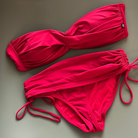 La vie en rose bikini - Picture 1 of 2